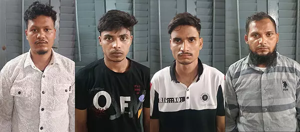 ಮಂಗಳೂರು: ಎರಡು ಮನೆಗಳಲ್ಲಿ ಕಳ್ಳತನ; ನಾಲ್ವರು ಆರೋಪಿಗಳ ಬಂಧನ ಮಂಗಳೂರು: ಎರಡು ಮನೆಗಳಲ್ಲಿ ಕಳ್ಳತನ; ನಾಲ್ವರು ಆರೋಪಿಗಳ ಬಂಧನ