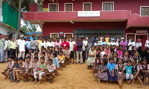 ಶಿಕ್ಷಕರ ವರ್ಗಾವಣೆಗೆ ವಿರೋಧ: ಕೋಡಿಬೆಂಗ್ರೆ ಶಾಲೆಗೆ ಬೀಗ ಜಡಿದು ಪ್ರತಿಭಟನೆ