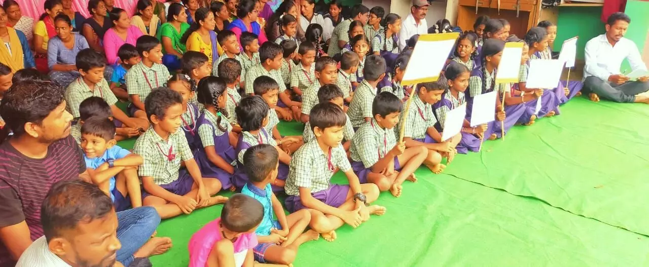 ಪಡುಕೋಣೆ: ಕನ್ನಡ ಶಿಕ್ಷಕರ ವರ್ಗಾವಣೆಗೆ ಪೋಷಕರಿಂದ ಪ್ರತಿಭಟನೆ