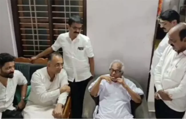 ಬಂಟ್ವಾಳ: ಬಿ.ಜನಾರ್ದನ ಪೂಜಾರಿ, ಬಿ. ರಮಾನಾಥ ರೈ ಮನೆಗೆ ದ.ಕ.ಜಿಲ್ಲಾ ಉಸ್ತುವಾರಿ ಸಚಿವ ದಿನೇಶ್ ಗುಂಡೂರಾವ್ ಭೇಟಿ