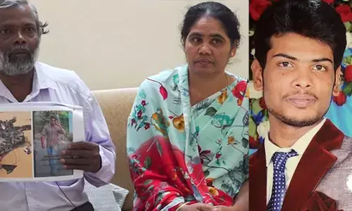 ಜನ್ಮ ದಿನದಂದೇ ಸಂಚು ರೂಪಿಸಿ ಪುತ್ರನ ಕೊಲೆಗೈದಿರುವ ಶಂಕೆ: ತನಿಖೆ ನಡೆಸುವಂತೆ ಗೃಹ ಸಚಿವರ ನಿವಾಸಕ್ಕೆ ಅಲೆಯುತ್ತಿರುವ ಪೋಷಕರು..!