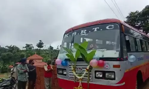 ಚಿಕ್ಕಮಗಳೂರು: ಸ್ವಾತಂತ್ರ್ಯ ಸಿಕ್ಕ 75 ವರ್ಷಗಳ ಬಳಿಕ ಸರಕಾರಿ ಬಸ್ ಸೇವೆ ಕಂಡ ಹೊಯ್ಸಲಳು ಗ್ರಾಮ!