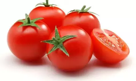 ಉಡುಪಿಯಲ್ಲೂ ನೂರರ ಗಟಿ ದಾಟಿದ ಟೊಮೆಟೊ ದರ !