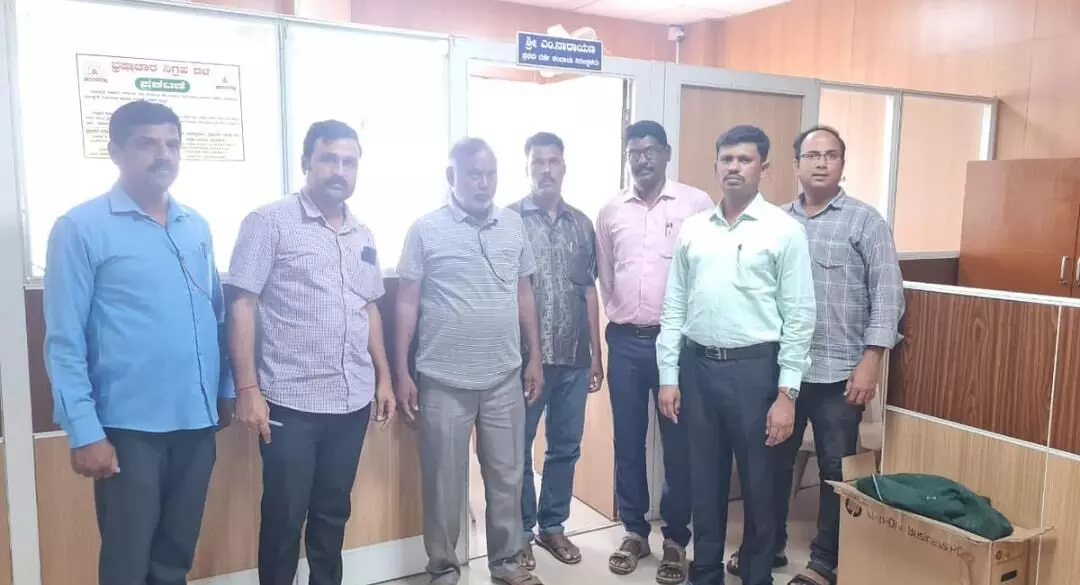 ಚಾಮರಾಜನಗರ: ನಗರಸಭೆ ಕಂದಾಯ ಅಧಿಕಾರಿ ಲೋಕಾಯುಕ್ತ ಬಲೆಗೆ