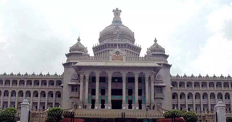 ಅನ್ನಭಾಗ್ಯ ಯೋಜನೆ: 5 ಕೆಜಿ ಅಕ್ಕಿ ಬದಲು ಹಣ ನೀಡಲು ಸಂಪುಟ ನಿರ್ಧಾರ