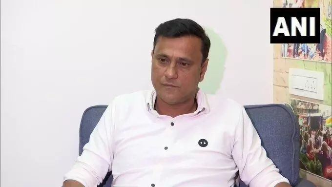 ಅಹ್ಮದಾಬಾದ್ ನಲ್ಲಿ ಭಾರತ-ಪಾಕ್ ವಿಶ್ವಕಪ್ ಕ್ರಿಕೆಟ್ ಪಂದ್ಯಕ್ಕೆ ಎಂಎನ್ ಎಸ್ ನಾಯಕ ಆಕ್ಷೇಪ ಅಹ್ಮದಾಬಾದ್ ನಲ್ಲಿ ಭಾರತ-ಪಾಕ್ ವಿಶ್ವಕಪ್ ಕ್ರಿಕೆಟ್ ಪಂದ್ಯಕ್ಕೆ ಎಂಎನ್ ಎಸ್ ನಾಯಕ ಆಕ್ಷೇಪ