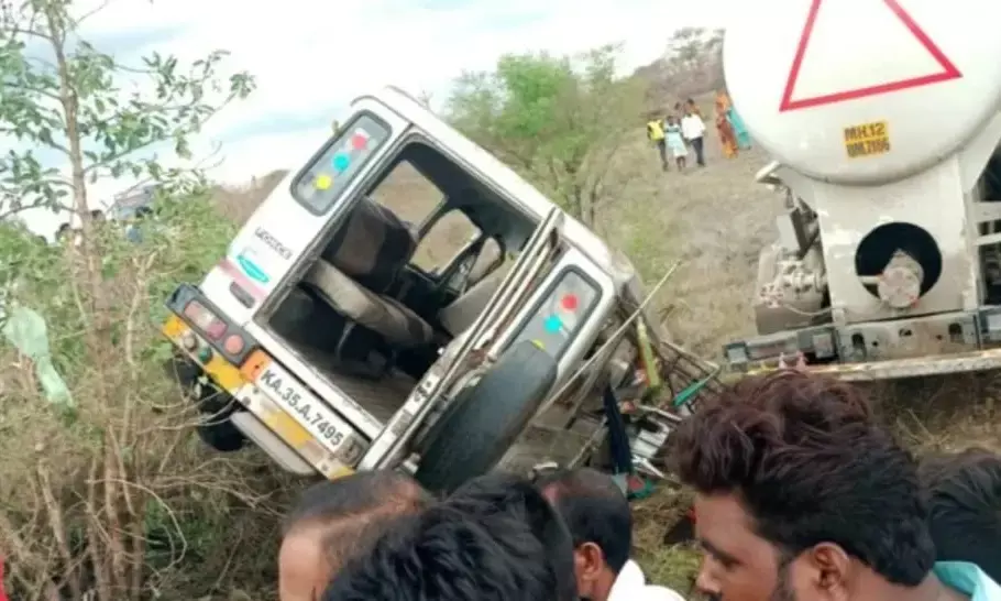 ಮಹಾರಾಷ್ಟ್ರದಲ್ಲಿ ಭೀಕರ ಅಪಘಾತ; ಕಲಬುರಗಿ ಮೂಲದ 7 ಮಂದಿ ಸ್ಥಳದಲ್ಲೇ ಮೃತ್ಯು
