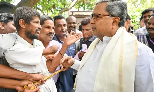 ಆ್ಯಸಿಡ್ ದಾಳಿ ಸಂತ್ರಸ್ತೆಗೆ ಸಿಎಂ ಸಚಿವಾಲಯದಲ್ಲಿ ಉದ್ಯೋಗ ನೀಡಿದ ಸಿದ್ದರಾಮಯ್ಯ