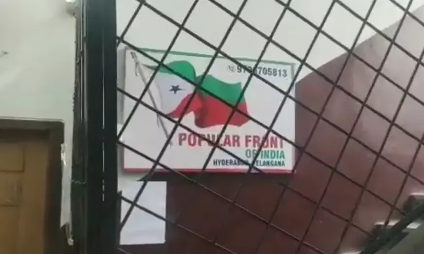 ಮುಂಬೈ: ನೆರೆಹೊರೆಯವರನ್ನು ಸಿಲುಕಿಸಲು ನಿಷೇಧಿತ ಪಿಎಫ್‌ಐ ಪರ ಪೋಸ್ಟರ್‌ ಹಾಕಿದ್ದ ವ್ಯಕ್ತಿಯ ಬಂಧನ