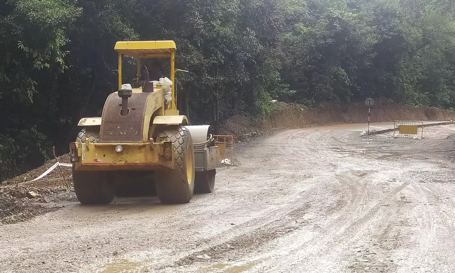 ಕುಮಟ-ಶಿರಸಿ ರಸ್ತೆ ಕಾಮಗಾರಿ; ಮುಂಜಾಗೃತಾ ಕ್ರಮ ಜರುಗಿಸಲು ಅಗ್ರಹ: ರವೀಂದ್ರ ನಾಯ್ಕ