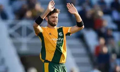 ಇನಿಂಗ್ಸ್ ನ ಮೊದಲ ಓವರ್ ನಲ್ಲಿ 4 ವಿಕೆಟ್: ಟಿ-20 ಬ್ಲಾಸ್ಟ್ ಟೂರ್ನಿಯಲ್ಲಿ ಶಾಹೀನ್ ಅಫ್ರಿದಿ ಅಮೋಘ ಬೌಲಿಂಗ್