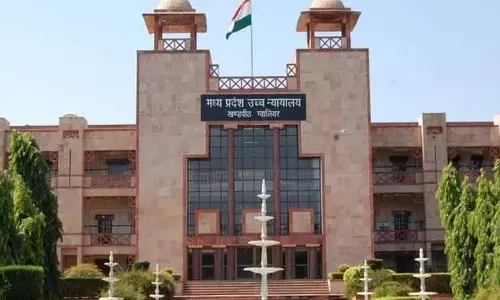 ಒಪ್ಪಿತ ಲೈಂಗಿಕತೆಗೆ 16 ವರ್ಷದ ಮಿತಿಯ ಸಲಹೆ ನೀಡಿದ ಹೈಕೋರ್ಟ್: 17ರ ಬಾಲಕನ ವಿರುದ್ಧದ ಅತ್ಯಾಚಾರ ಪ್ರಕರಣ ವಜಾ