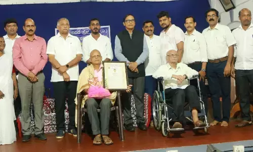 ಮೂಡುಬಿದಿರೆಯಲ್ಲಿ ಮಾಧ್ಯಮ ಹಬ್ಬ: ಪತ್ರಕರ್ತ ಪಾಶ್ರ್ವನಾಥಗೆ ಸನ್ಮಾನ