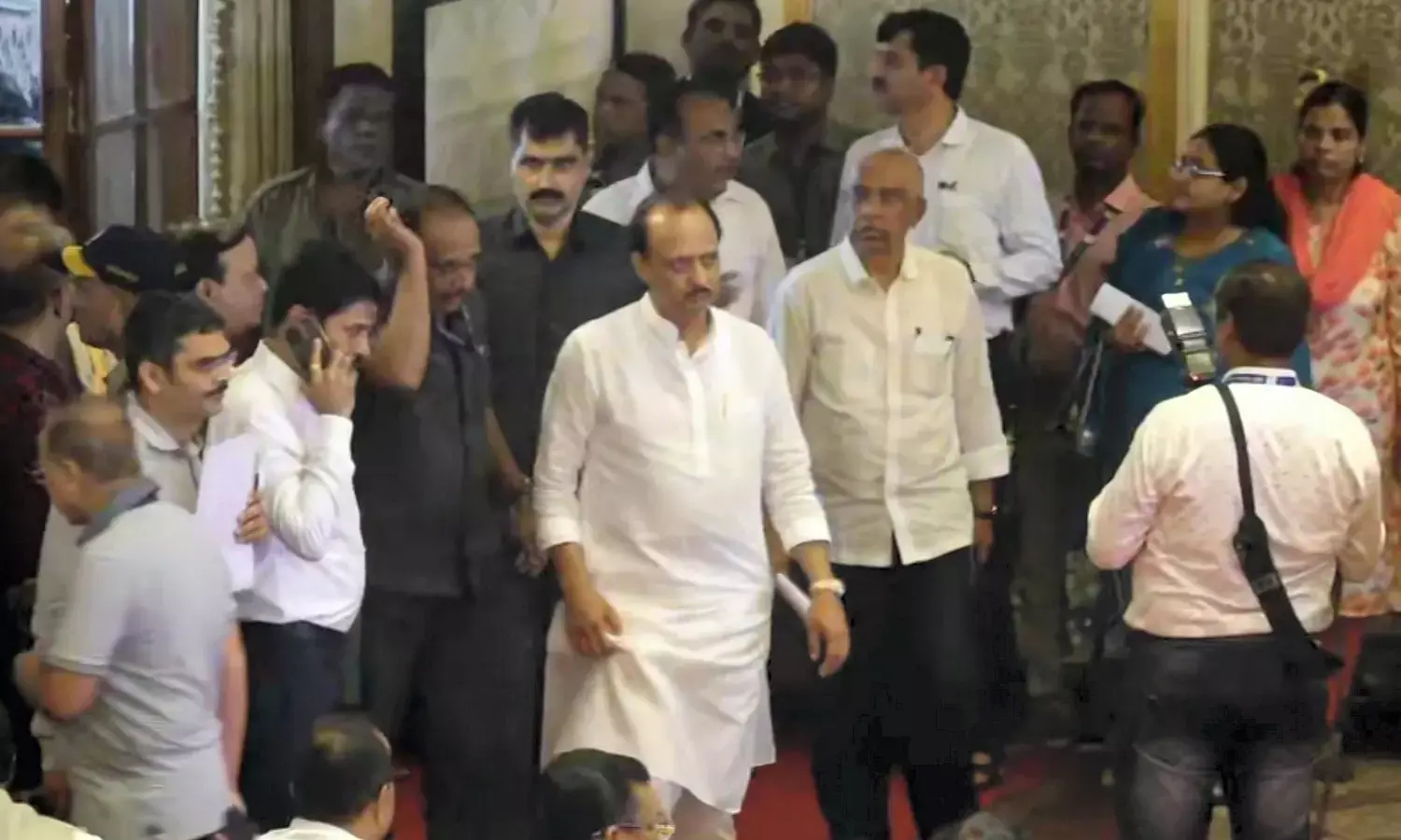 ಮಹಾರಾಷ್ಟ್ರ |ಅನರ್ಹತೆಯಿಂದ ಪಾರಾಗಲು ಅಜಿತ್ ಬಣಕ್ಕೆ ಬೇಕಿದೆ 36 ಶಾಸಕರ ಬಲ!