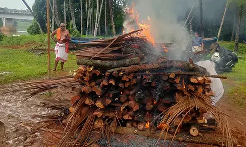 ಬ್ರಹ್ಮಾವರ ಬಳಿಯ ಕೂರಾಡಿಯಲ್ಲಿ ಪಟ್ಟಾಭಿರಾಮ ಸೋಮಯಾಜಿ‌ ಅಂತ್ಯಕ್ರಿಯೆ