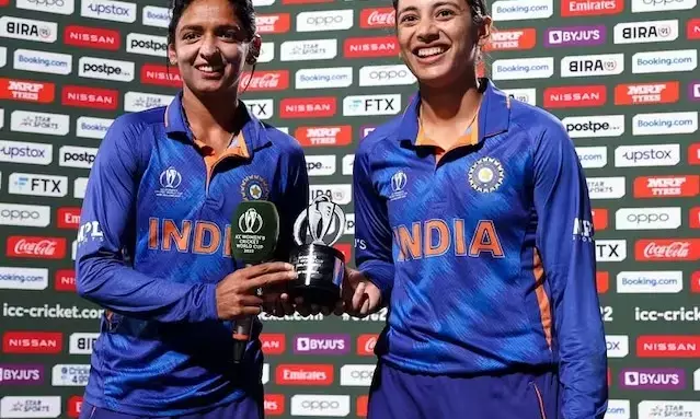 ಏಕದಿನ ರ‍್ಯಾಂಕಿಂಗ್ : ಹರ್ಮನ್‌ಪ್ರೀತ್ ಕೌರ್ , ಸ್ಮತಿ ಮಂಧಾನಗೆ ಹಿಂಭಡ್ತಿ