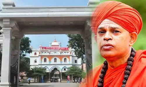 ಮುರುಘಾ ಮಠದ ಟ್ರಸ್ಟ್‌ ಆಸ್ತಿ ಮೌಲ್ಯ 1,600 ಕೋಟಿ ರೂ.ಗೂ ಅಧಿಕ; ನಿರ್ವಹಣೆ ಅಗತ್ಯ: ಆಡಳಿತಾಧಿಕಾರಿ ನೇಮಕ ಸಮರ್ಥಿಸಿ ಸರಕಾರದ ಮೇಲ್ಮನವಿ