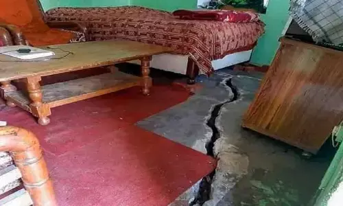 ಜೋಷಿಮಠದ ಬಳಿಕ ಉತ್ತರಕಾಶಿ ಗ್ರಾಮದಲ್ಲಿ ಕಾಣಿಸಿಕೊಂಡ ಬಿರುಕುಗಳು