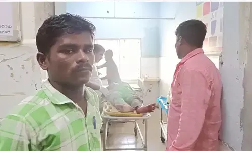 ಚಲಿಸುತ್ತಿರುವ ರೈಲು ಹತ್ತಲು ಹೋಗಿ ವ್ಯಕ್ತಿಗೆ ಗಂಭೀರ ಗಾಯ