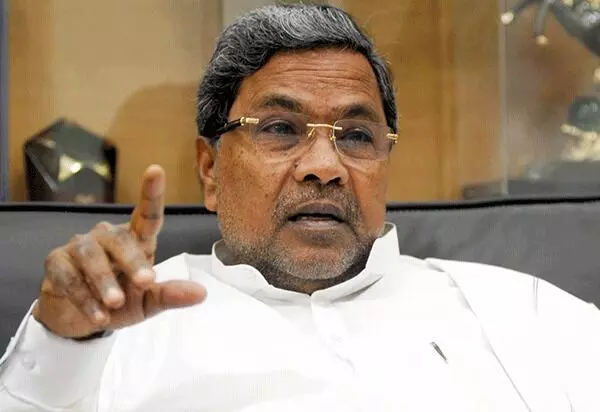 ಕರಾವಳಿ ಜಿಲ್ಲೆಗಳಲ್ಲಿ ಮಳೆ ಹಾನಿ: ಅಧಿಕಾರಿಗಳ ಜೊತೆ ಸಿಎಂ ಚರ್ಚೆ, ಸ್ಥಳಕ್ಕೆ ಭೇಟಿ ನೀಡಿ ಪರಿಶೀಲಿಸಲು ಸಚಿವರಿಗೆ ಸೂಚನೆ ಕರಾವಳಿ ಜಿಲ್ಲೆಗಳಲ್ಲಿ ಮಳೆ ಹಾನಿ: ಅಧಿಕಾರಿಗಳ ಜೊತೆ ಸಿಎಂ ಚರ್ಚೆ, ಸ್ಥಳಕ್ಕೆ ಭೇಟಿ ನೀಡಿ ಪರಿಶೀಲಿಸಲು ಸಚಿವರಿಗೆ ಸೂಚನೆ