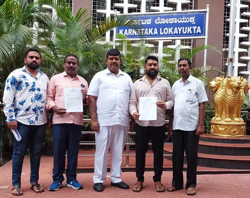 ಮಾಜಿ ಸಿಎಂ ಕುಮಾರಸ್ವಾಮಿ ತನಿಖೆಗೆ ಒಳಪಡಿಸಲು ಆಗ್ರಹಿಸಿ ಲೋಕಾಯುಕ್ತಕ್ಕೆ ಕಾಂಗ್ರೆಸ್ ದೂರು