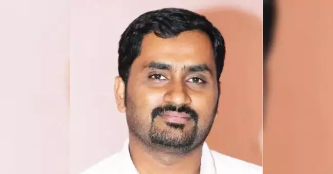 ಅಜಿತ್ ರೈ ಲೋಕಾಯುಕ್ತ ಕಸ್ಟಡಿ ಅವಧಿ ಮುಕ್ತಾಯ: ಹೆಚ್ಚಿನ ತನಿಖೆಗಾಗಿ ನ್ಯಾಯಾಂಗ ಬಂಧನಕ್ಕೆ ಒಪ್ಪಿಸಿದ ವಿಶೇಷ ನ್ಯಾಯಾಲಯ ಅಜಿತ್ ರೈ ಲೋಕಾಯುಕ್ತ ಕಸ್ಟಡಿ ಅವಧಿ ಮುಕ್ತಾಯ: ಹೆಚ್ಚಿನ ತನಿಖೆಗಾಗಿ ನ್ಯಾಯಾಂಗ ಬಂಧನಕ್ಕೆ ಒಪ್ಪಿಸಿದ ವಿಶೇಷ ನ್ಯಾಯಾಲಯ