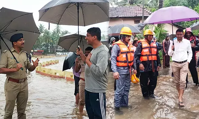 ಉಡುಪಿ ನಗರದ ನೆರೆಪೀಡಿತ ಪ್ರದೇಶಗಳಿಗೆ ಅವಶ್ಯಕತೆ ಬಿದ್ದರೆ NDRF ತಂಡ ಆಗಮನ: ಡಿಸಿ ಕೂರ್ಮಾ ರಾವ್