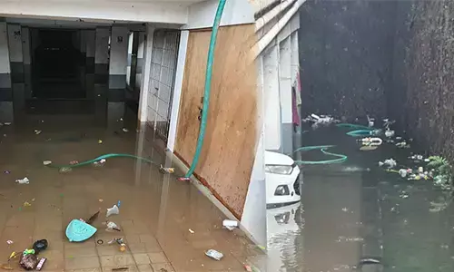 ಕೆ.ಸಿ ರೋಡ್: ಜಲಾವೃತಗೊಂಡ ಕಟ್ಟಡದ ಕೆಳಮಹಡಿ; ಕುಡಿಯುವ ನೀರಿಗಾಗಿ ಪರಿತಪಿಸುತ್ತಿರುವ ಕುಟುಂಬಗಳು