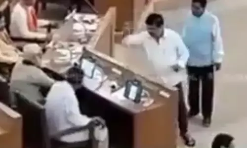 ತ್ರಿಪುರ: ಬಿಜೆಪಿ ಶಾಸಕನ ವಿರುದ್ಧ ಅಧಿವೇಶನದಲ್ಲಿ ಅಶ್ಲೀಲ ಚಿತ್ರ ನೋಡಿದ ಆರೋಪ; ಸದನಕ್ಕೆ ಗಂಗಾಜಲ ಸಿಂಪಡಣೆ