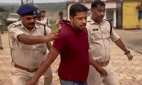 ಮೂತ್ರ ವಿಸರ್ಜನೆ ಪ್ರಕರಣ: ಆರೋಪಿಯನ್ನು ಬಿಡುಗಡೆ ಮಾಡುವಂತೆ ಒತ್ತಾಯಿಸಿದ ಸಂತ್ರಸ್ತ