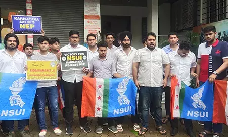 ಎನ್‌ಇಪಿ ರದ್ದು: ಎನ್‌ಎಸ್‌ಯುಐ ಸಂಭ್ರಮಾಚರಣೆ