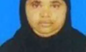 ಮಗನೊಂದಿಗೆ ಸಿಟ್ಟು: ಮನೆಬಿಟ್ಟು ಹೋದ ತಾಯಿ