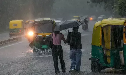 ಲಡಾಖ್: ಅಕಾಲಿಕ ಹಿಮಪಾತ, ಭಾರೀ ಮಳೆ ರೆಡ್ ಅಲರ್ಟ್ ಘೋಷಿಸಿದ ಐಎಂಡಿ