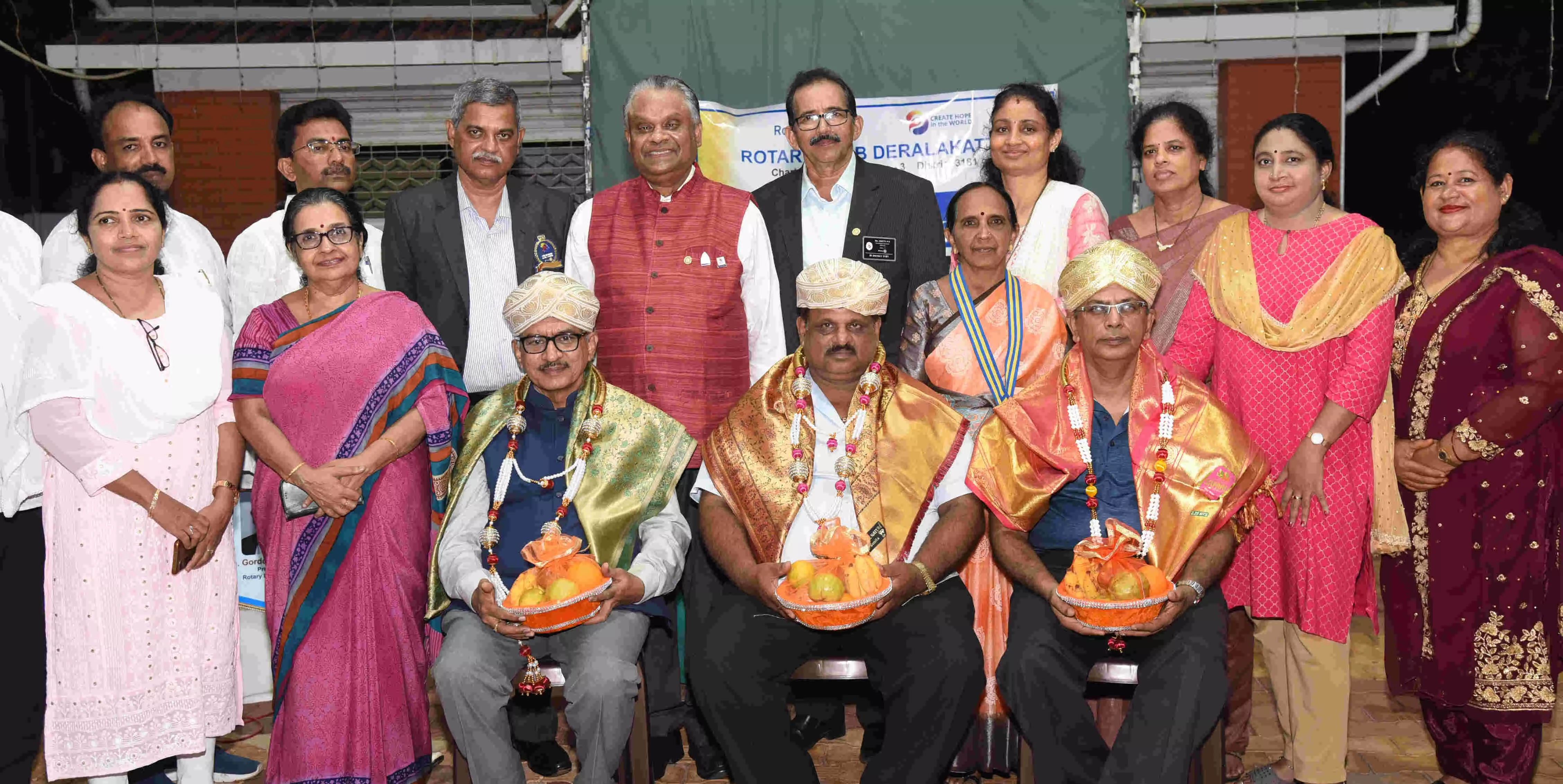 ಸಮಾಜದ ಶ್ರೇಯೋಭಿವೃದ್ಧಿಗೆ ರೋಟರಿ ದೇರಳಕಟ್ಟೆ ಸಂಸ್ಥೆಯ ಕೊಡುಗೆ ಅಪಾರ: ಡಾ. ದೇವದಾಸ್ ರೈ ಸಮಾಜದ ಶ್ರೇಯೋಭಿವೃದ್ಧಿಗೆ ರೋಟರಿ ದೇರಳಕಟ್ಟೆ ಸಂಸ್ಥೆಯ ಕೊಡುಗೆ ಅಪಾರ: ಡಾ. ದೇವದಾಸ್ ರೈ