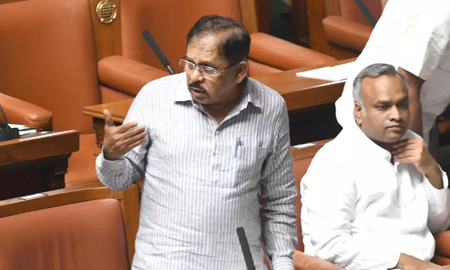 ಚುನಾವಣಾ ನೀತಿ ಸಂಹಿತೆ ವೇಳೆ ರೈತರ ಕೋವಿಗಳನ್ನು ಠಾಣೆಗಳಲ್ಲಿ ಜಮಾ ಮಾಡಲು ಠೇವಣಿ ಇಲ್ಲ: ಗೃಹ ಸಚಿವ ಪರಮೇಶ್ವರ್