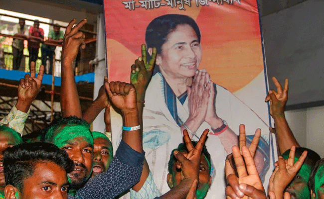 ಪಶ್ಚಿಮ ಬಂಗಾಳ ಪಂಚಾಯ್‌ ಚುನಾವಣೆ: ಟಿಎಂಸಿ 14,970 ಸೀಟುಗಳಲ್ಲಿ ಮುನ್ನಡೆ, ಬಿಜೆಪಿ 3421 ಸೀಟುಗಳಲ್ಲಿ ಮುನ್ನಡೆ