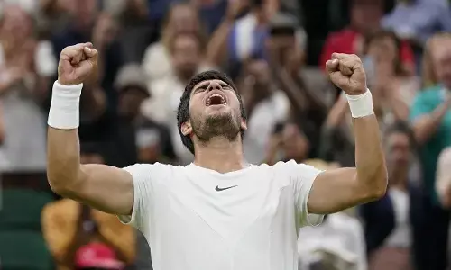 ವಿಂಬಲ್ಡನ್ ಚಾಂಪಿಯನ್ಶಿಪ್: ಅಲ್ಕರಾಝ್, ಮೆಡ್ವೆಡೆವ್ ಕ್ವಾರ್ಟರ್ ಫೈನಲ್ಗೆ