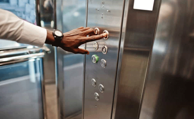 ಲಿಫ್ಟ್‌ ದೋಷದಿಂದ ಬಾಲಕ ಸಾವು ಪ್ರಕರಣ: ಹೌಸಿಂಗ್‌ ಸೊಸೈಟಿ ಪದಾಧಿಕಾರಿಗಳು, ಗುತ್ತಿಗೆದಾರನ ವಿರುದ್ಧ ಪ್ರಕರಣ ದಾಖಲು