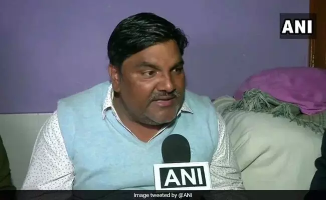 ದಿಲ್ಲಿ ಗಲಭೆ: 5 ಪ್ರಕರಣಗಳಲ್ಲಿ ತಾಹಿರ್ ಹುಸೇನ್ ಗೆ ಜಾಮೀನು ದಿಲ್ಲಿ ಗಲಭೆ: 5 ಪ್ರಕರಣಗಳಲ್ಲಿ ತಾಹಿರ್ ಹುಸೇನ್ ಗೆ ಜಾಮೀನು