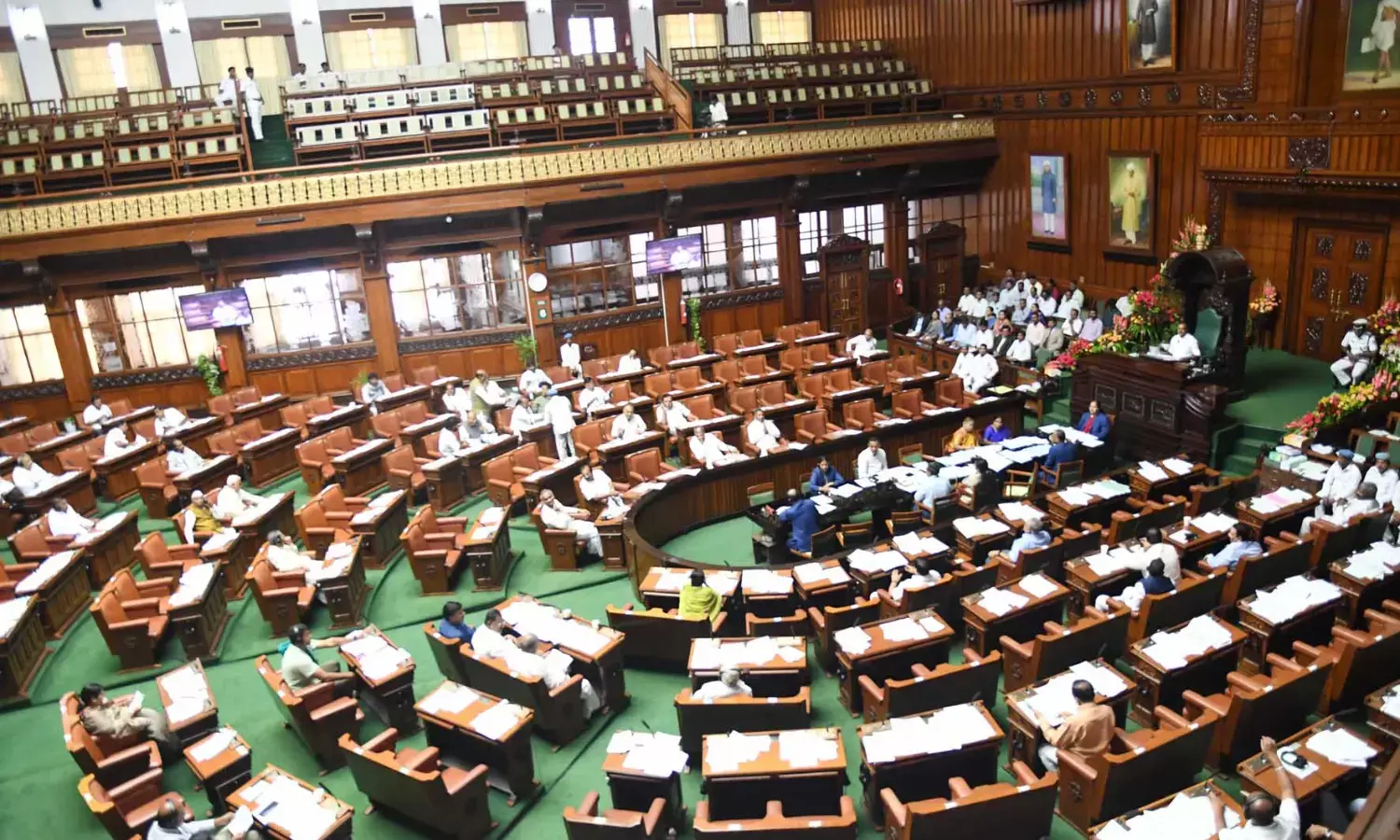 ಕೋಲಾರದಲ್ಲಿಯೂ ಎಂಡೋಸಲ್ಫಾನ್ ಭೀತಿ ಇದೆ, ಆಂಧ್ರಕ್ಕೆ ಹೋಗಲು ತೀರ್ಮಾನ ಮಾಡಿದ್ದೇವೆ ಎಂದ ಜೆಡಿಎಸ್ ಶಾಸಕ!