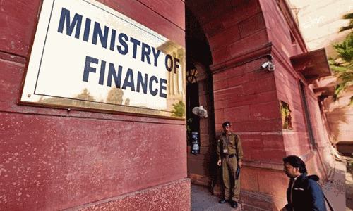 ಪಾಕ್ ಮೊಬೈಲ್ ಸಂಖ್ಯೆಯಲ್ಲಿ ವರ್ಗೀಕೃತ ಮಾಹಿತಿ ಸೋರಿಕೆ ಮಾಡಿದ ಆರೋಪ: ಹಣಕಾಸು ಸಚಿವಾಲಯದ ಉದ್ಯೋಗಿ ನವೀನ್ ಪಾಲ್ ಬಂಧನ