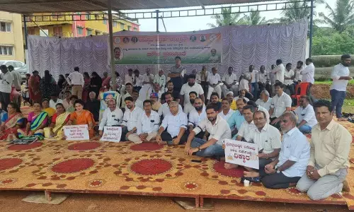 ಉಳ್ಳಾಲ: ಬಿಜೆಪಿಯ ದ್ವೇಷ ರಾಜಕಾರಣ ಖಂಡಿಸಿ ಕಾಂಗ್ರೆಸ್ ಮೌನ ಪ್ರತಿಭಟನೆ