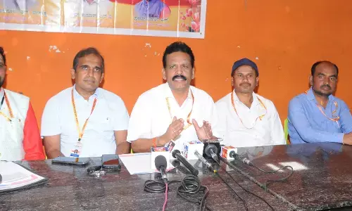 ವೀರಶೈವ ಲಿಂಗಾಯಿತರನ್ನು ಧರ್ಮದ ಹೆಸರಿನಲ್ಲಿ ವಿಭಜಿಸಲು ಬಿಡುವುದಿಲ್ಲ: ಡಾ.ಹಾಲೆನೂರು ಲೇಪಾಕ್ಷ