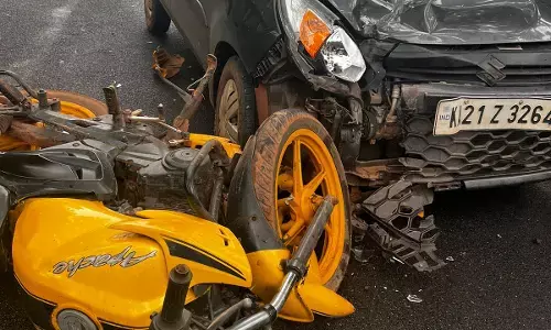 ವಿಟ್ಲ: ಕಾರು ಢಿಕ್ಕಿ; ಬೈಕ್‌ ಸವಾರರಿಗೆ ಗಾಯ