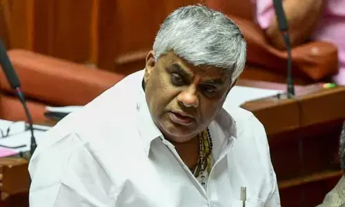 ಮುಸ್ಲಿಮ್ ಎಂಬ ಕಾರಣಕ್ಕೆ ಪ್ರಾಂಶುಪಾಲರ ಹುದ್ದೆ ನಿರಾಕರಣೆ: ಎಚ್.ಡಿ.ರೇವಣ್ಣ ಆರೋಪ