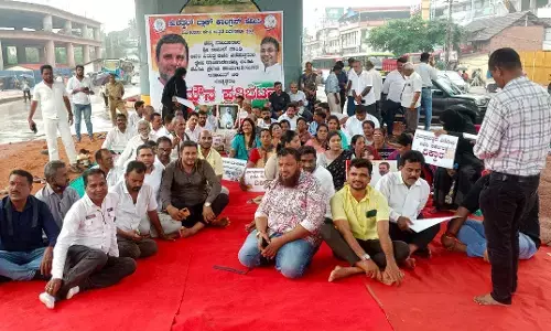 ಸುರತ್ಕಲ್‌: ಕಾಂಗ್ರೆಸ್ ವತಿಯಿಂದ ಮೌನ ಪ್ರತಿಭಟನೆ