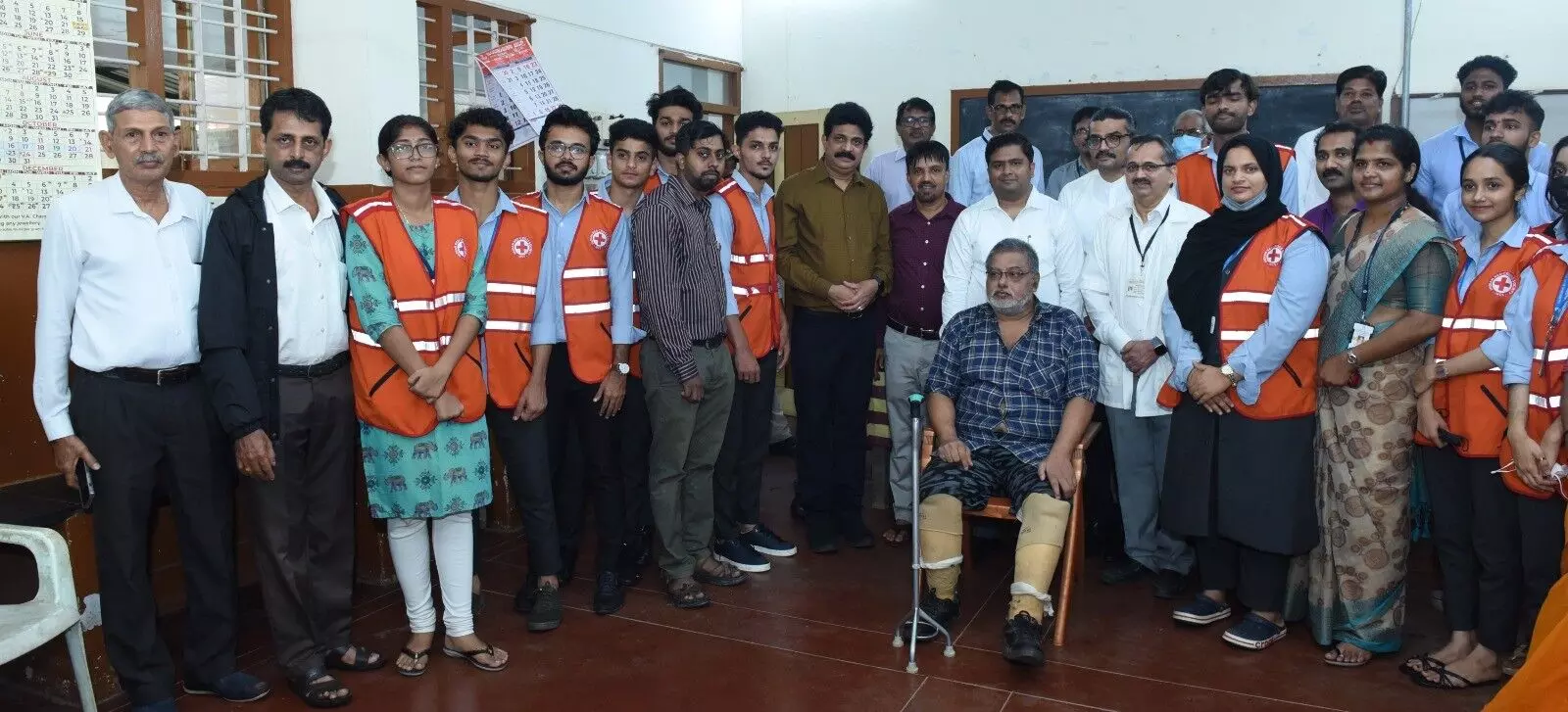 ಯೆನೆಪೋಯ ಯುವ ರೆಡ್ ಕ್ರಾಸ್ ಘಟಕದ ವಿದ್ಯಾರ್ಥಿಗಳ ದೇಣಿಗೆಯಿಂದ ಕೃತಕ ಕಾಲುಗಳ ನೆರವು ಯೆನೆಪೋಯ ಯುವ ರೆಡ್ ಕ್ರಾಸ್ ಘಟಕದ ವಿದ್ಯಾರ್ಥಿಗಳ ದೇಣಿಗೆಯಿಂದ ಕೃತಕ ಕಾಲುಗಳ ನೆರವು