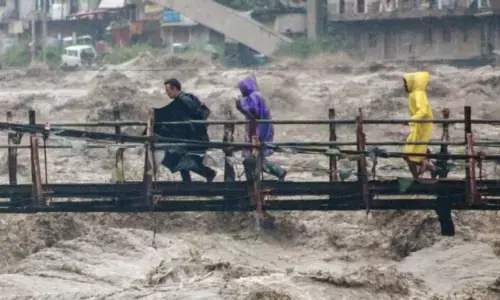 ಮಳೆಯ ಪ್ರಕೋಪಕ್ಕೆ ಒಂದೇ ದಿನ 25 ಮಂದಿ ಮೃತ್ಯು