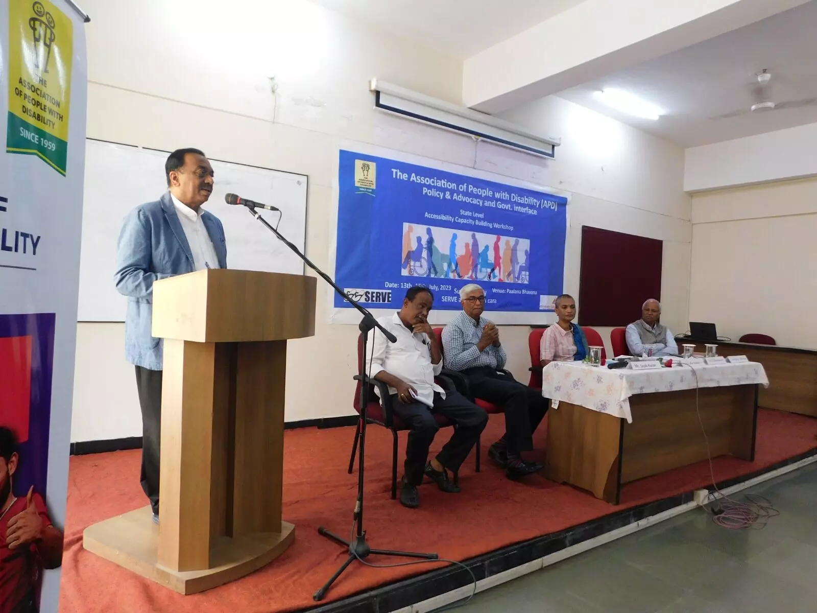 ವಿಕಲಚೇತನರಿಗೆ ಪ್ರೀತಿ, ಕಾಳಜಿ ಬೇಕಿದೆಯೇ ವಿನಃ ಕರುಣೆ, ದಯೆ ಬೇಕಾಗಿಲ್ಲ: ಡಾ‌‌. ಸಿ.ಎಸ್. ದ್ವಾರಕಾನಾಥ್