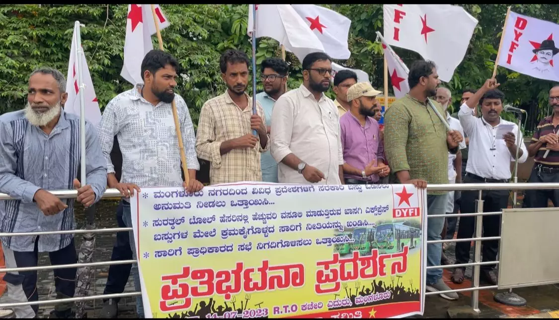 ಸರಕಾರಿ ಬಸ್‌ಗಳ ಸಂಚಾರ ಆರಂಭಿಸಲು ಆಗ್ರಹಿಸಿ ಪ್ರತಿಭಟನೆ